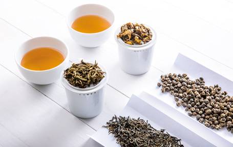 Ronnefeldt-Tea-tasting